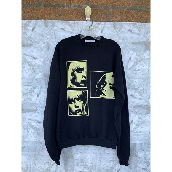 Billie Eilish Happier Than Ever World Tour 2022 Sweatshirt  Black Authentic S - Picture 1 of 7